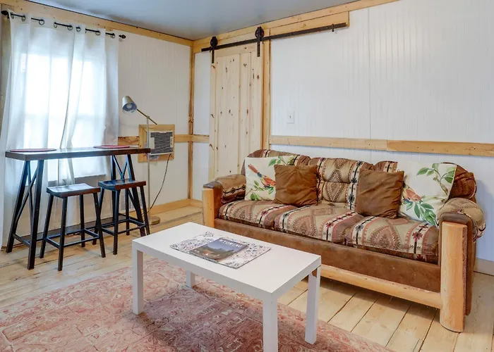 Apartment 2 Mi To Dtwn: Pet-friendly Apt! Casper